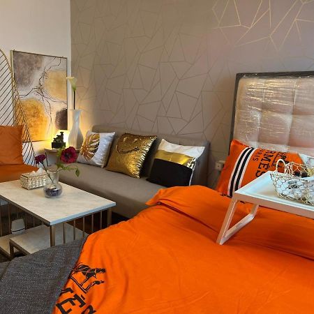 Cozy Studio Unit At Sun Residences Quezon City Kültér fotó