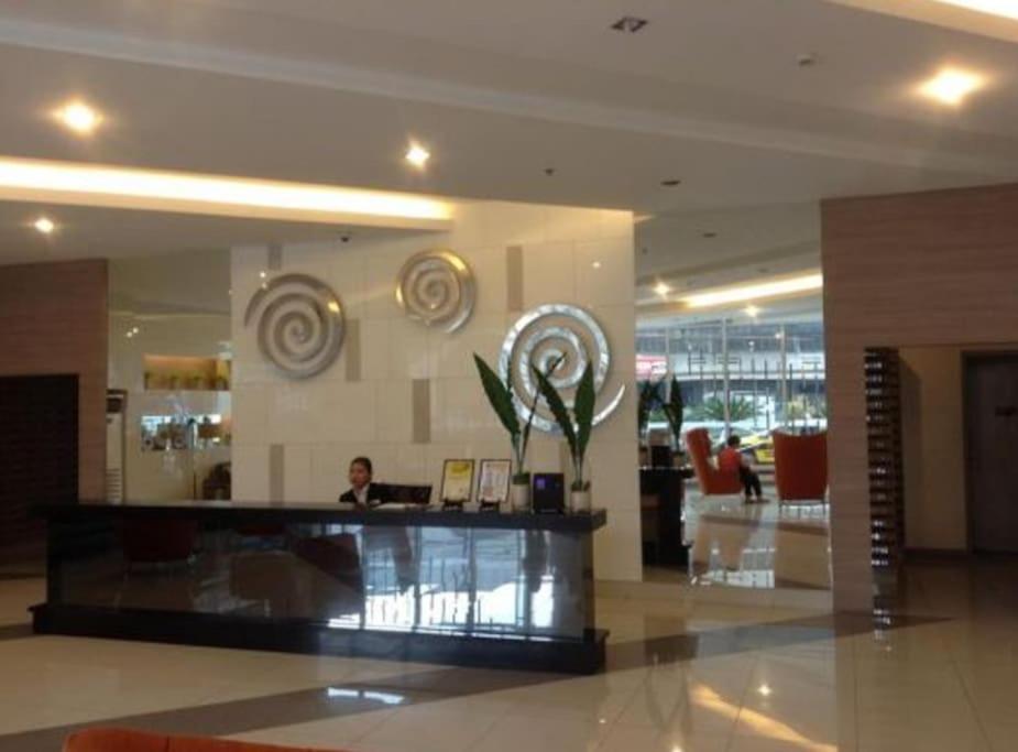 Cozy Studio Unit At Sun Residences Quezon City Kültér fotó